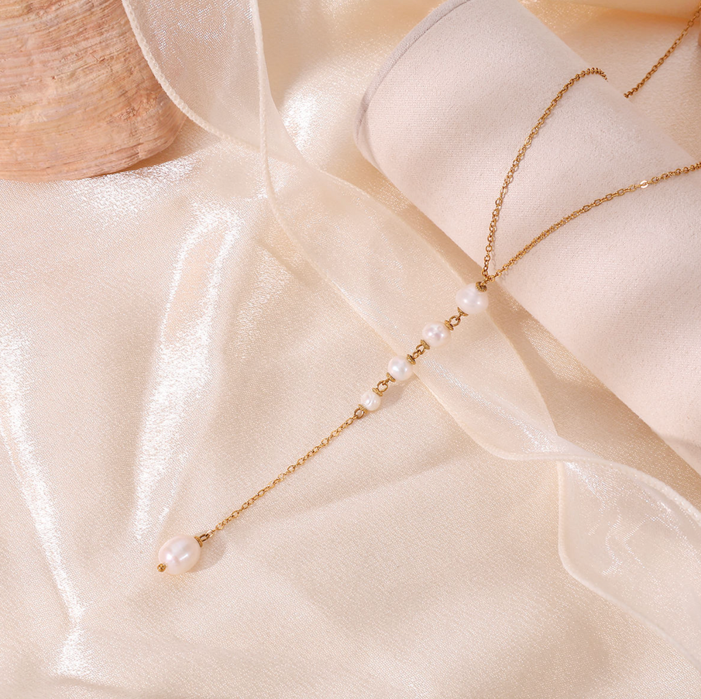 Vintage 18K Gold-Plated Stainless Steel Jewelry – Timeless Luxury